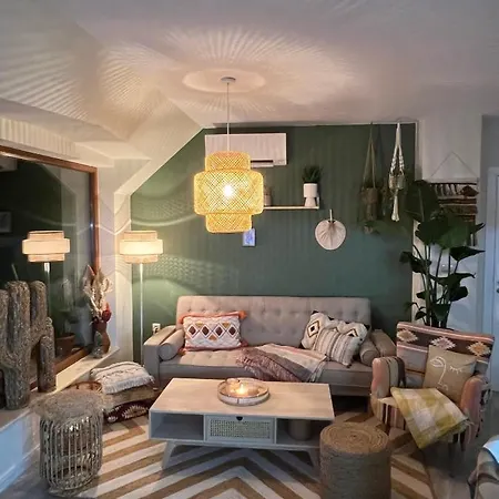 Sky & Sea Апартаменты *